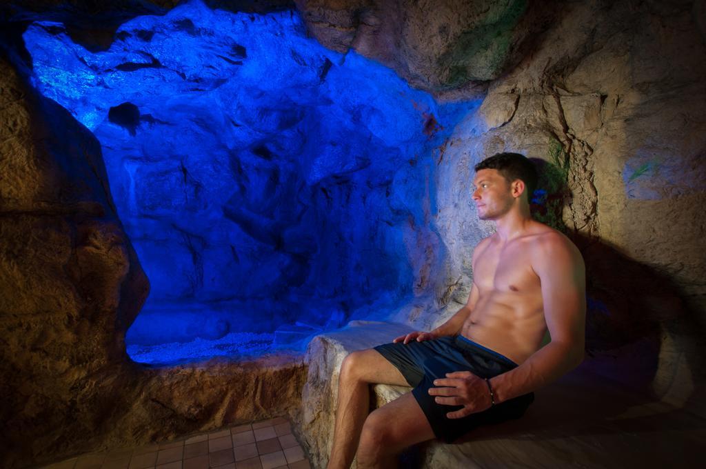 Hotel Val Di Sole เมซซานา ภายนอก รูปภาพ